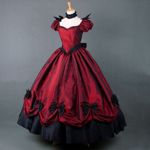 Lolita Victoria accessorised with a lolita frock