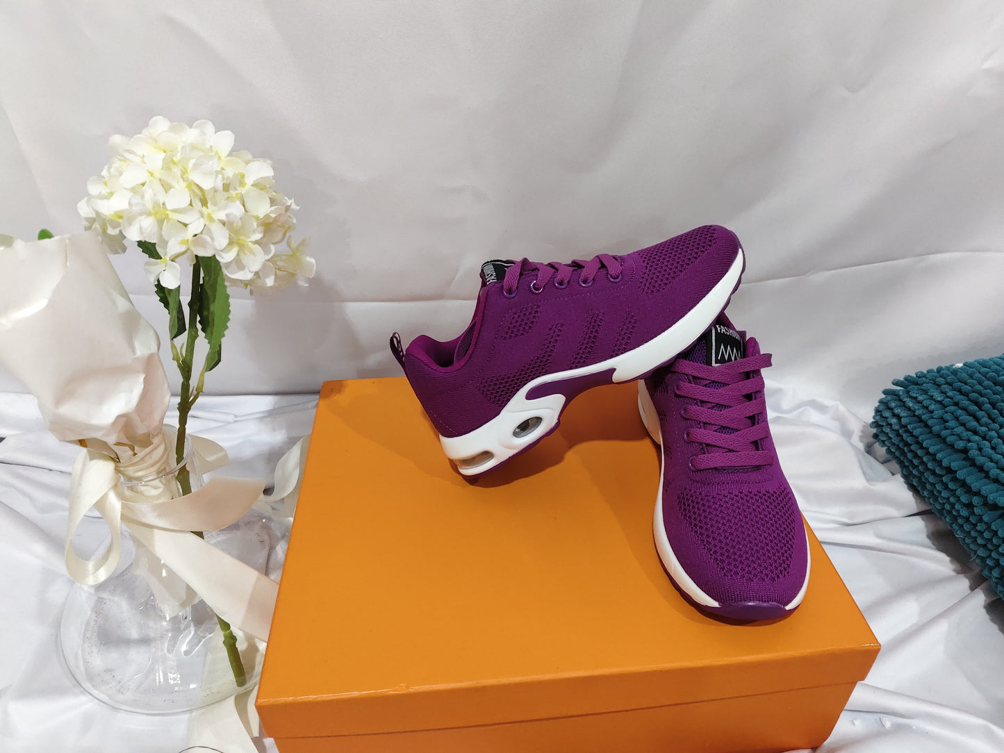 Flying Woven Mesh Shoes Women's Shoes Sports Casual Shoes Fashion Breathable