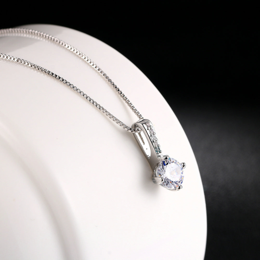 Ladies pendant necklace