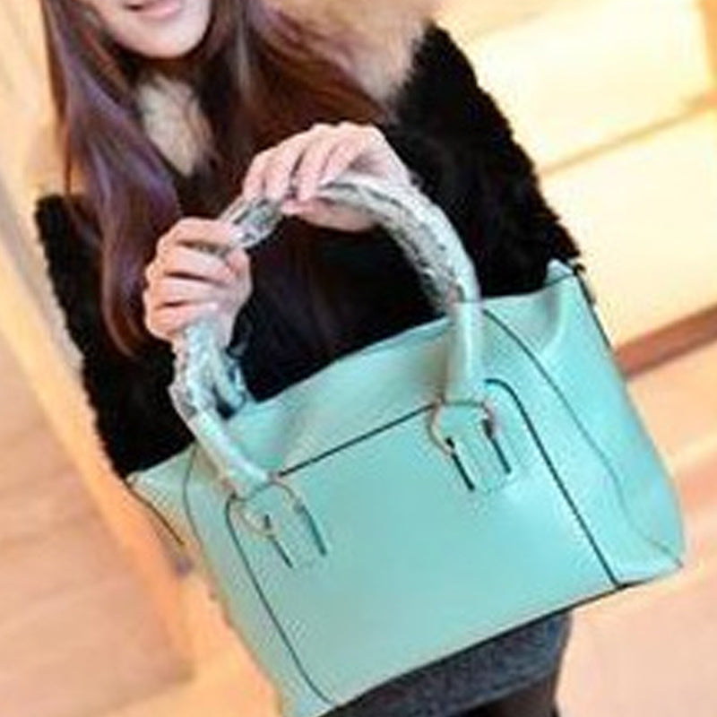 Fashion Crocodile Pattern One-Shoulder Portable Bright Leather Bag