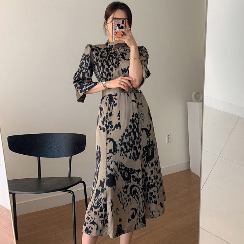 Women's Mid-length Abstract Print Dress