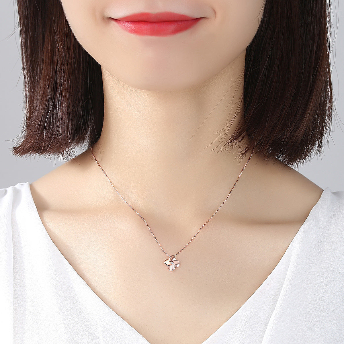 S925 Sterling Silver Necklace Female Korean Style Small Four-Leaf Flower Electroplated Rose Gold Manufacturer Source