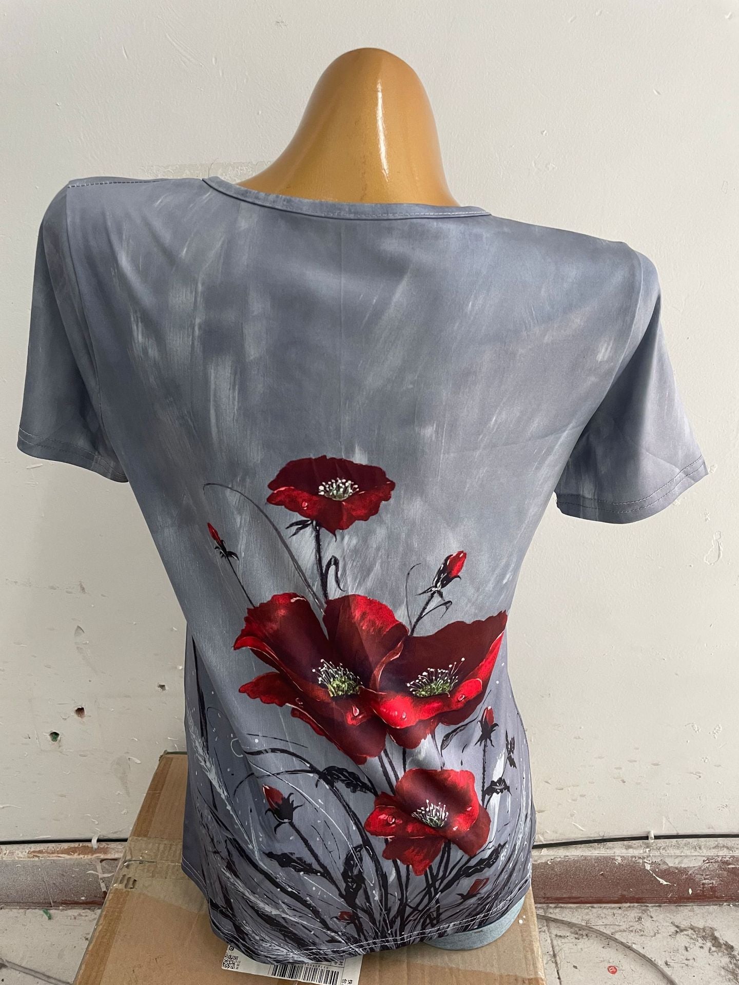 Fashion Ladies Simple V-neck Printed Short Sleeve